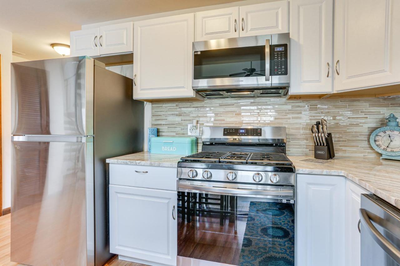 Vernon Township Condo With Balcony Near Ski Lifts! Exterior photo
