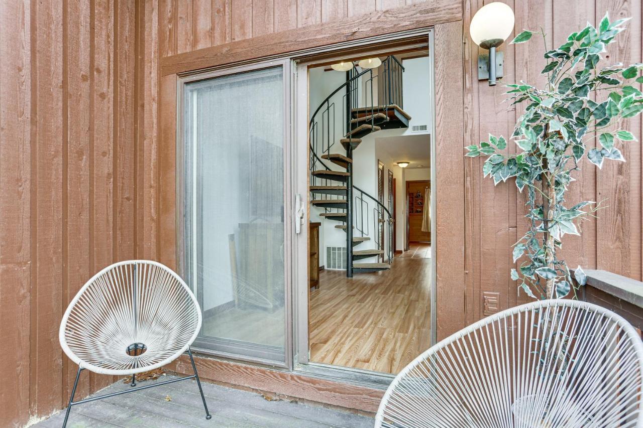 Vernon Township Condo With Balcony Near Ski Lifts! Exterior photo