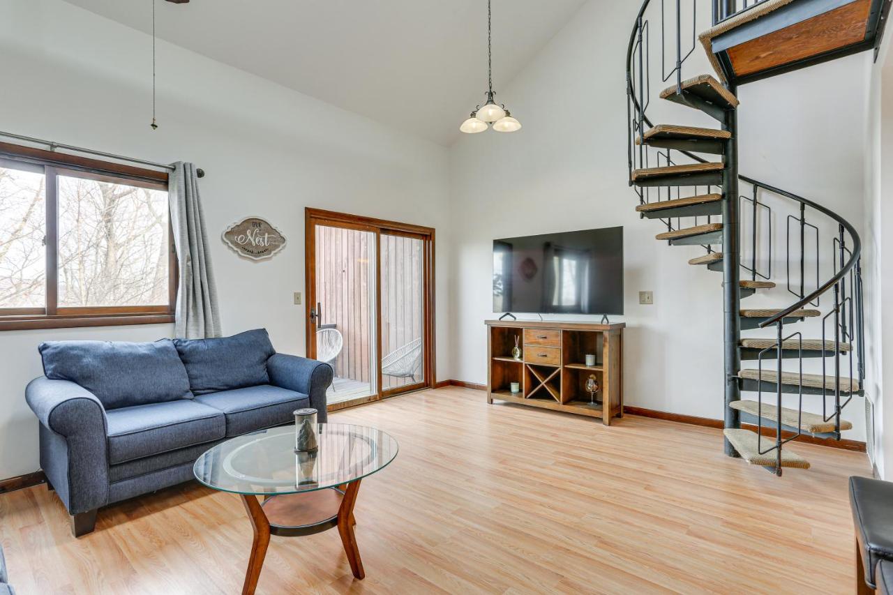 Vernon Township Condo With Balcony Near Ski Lifts! Exterior photo